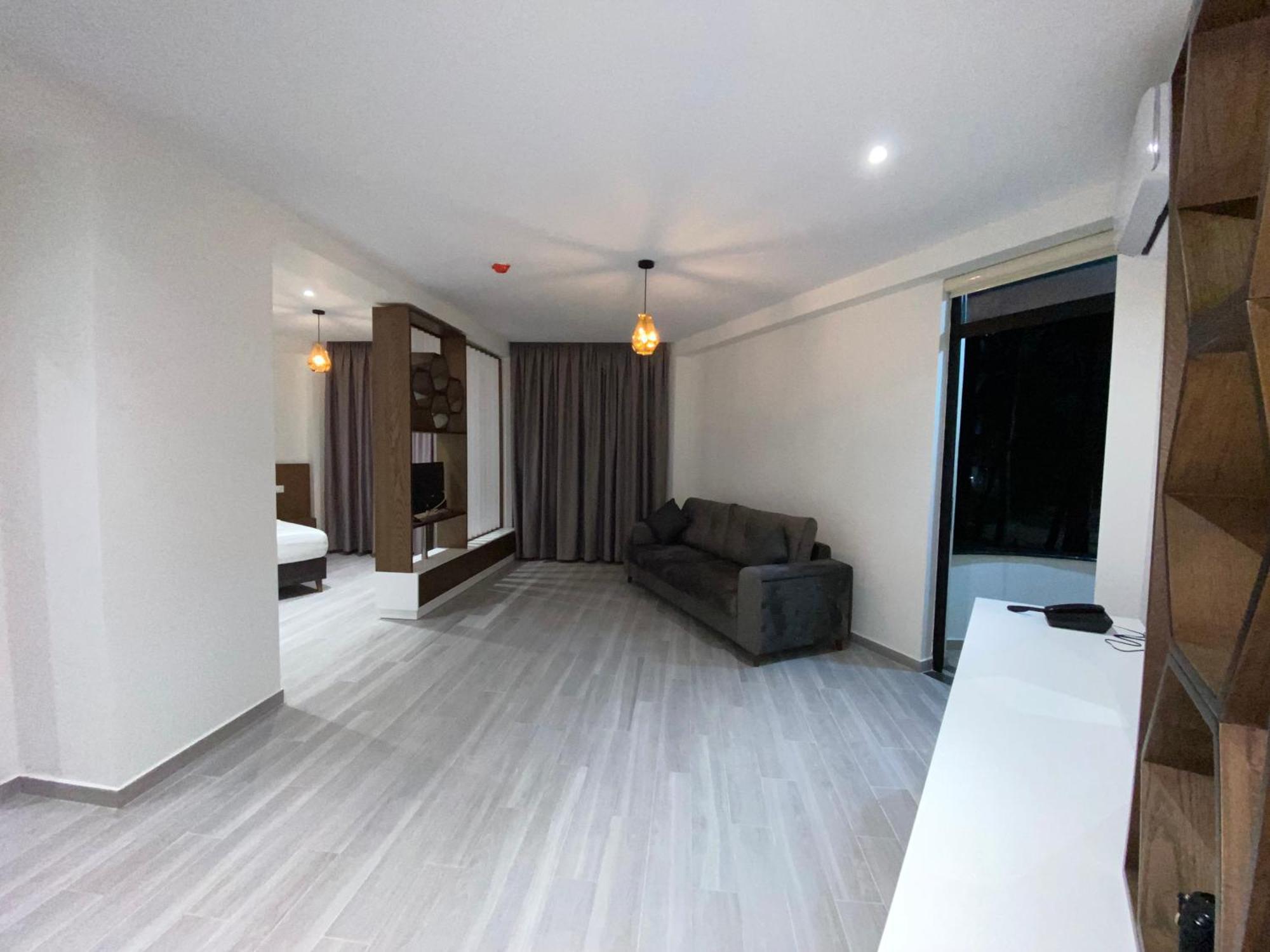 The Honeycomb Boutique Hotel Golem  Esterno foto