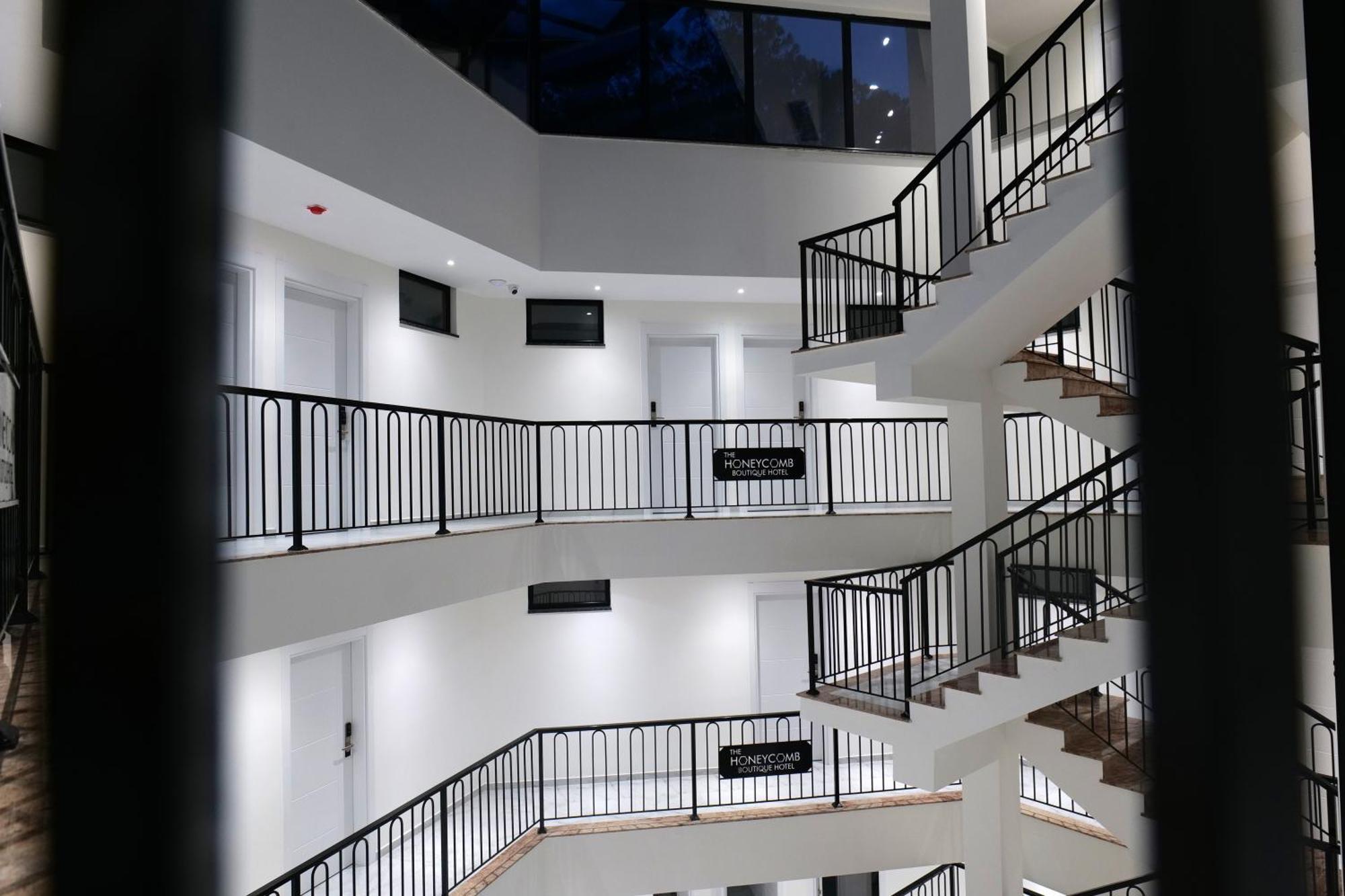The Honeycomb Boutique Hotel Golem  Esterno foto