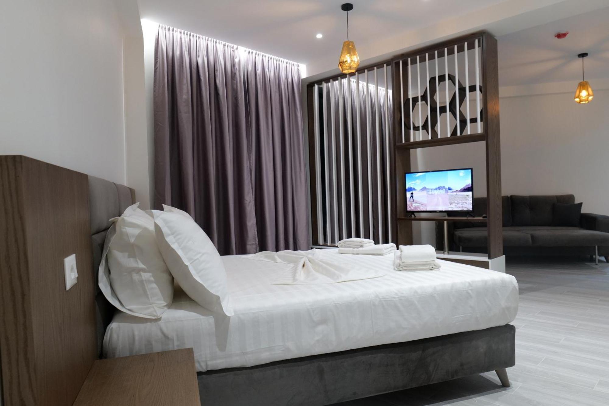 The Honeycomb Boutique Hotel Golem  Esterno foto