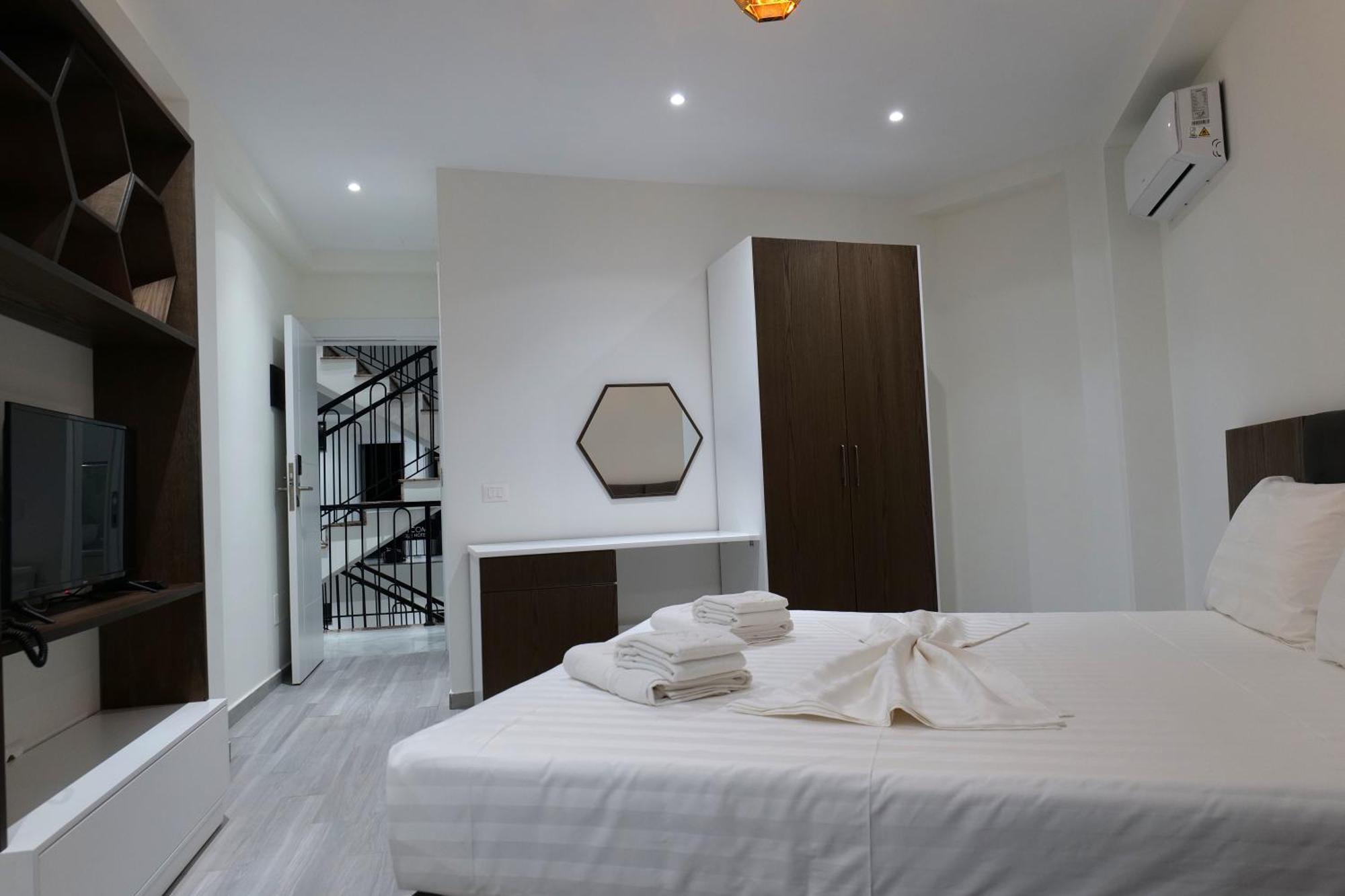 The Honeycomb Boutique Hotel Golem  Esterno foto